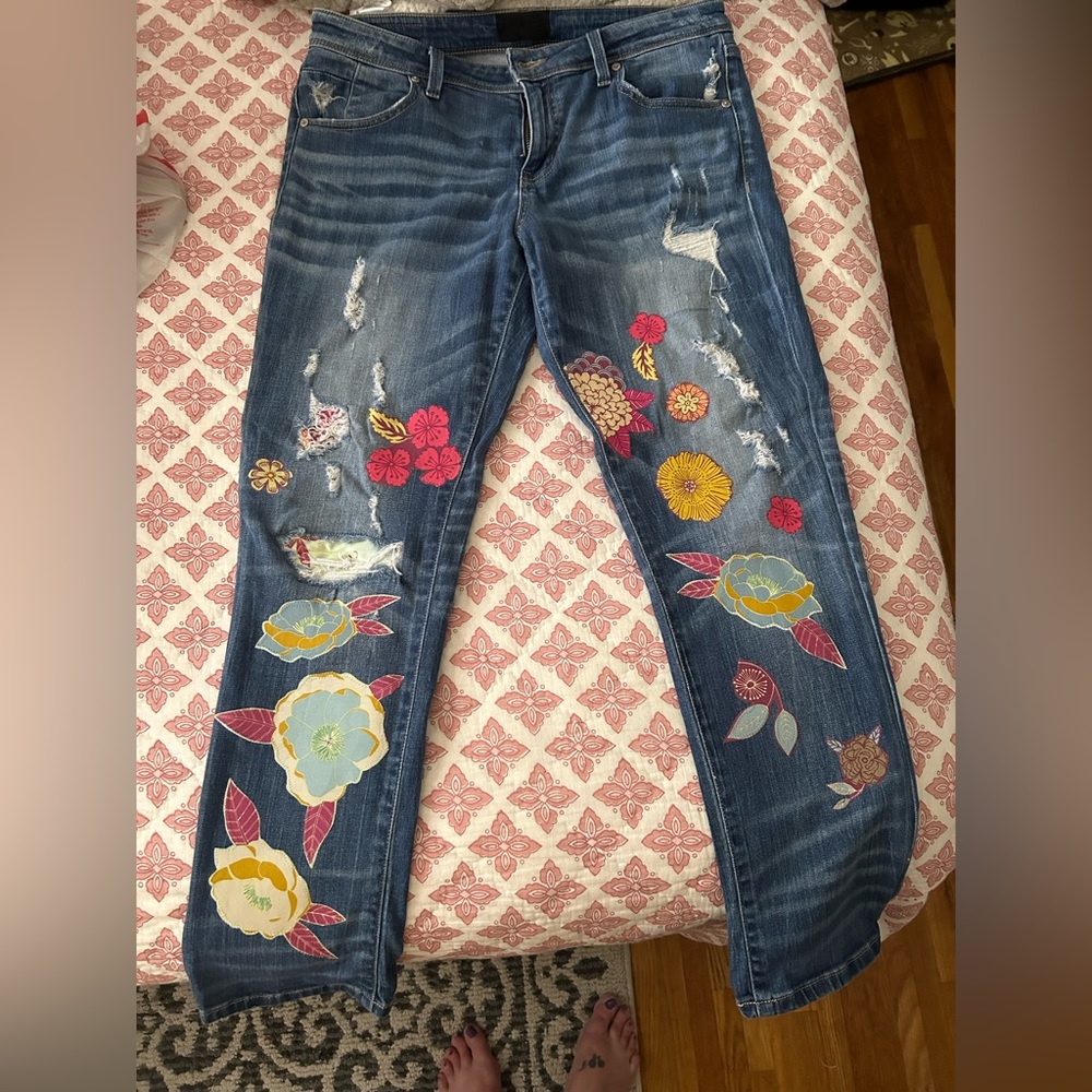 Buckle Black Fit 256 boyfriend ankle jeans; size 30